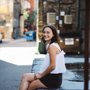 Meet your Posher, Olivia